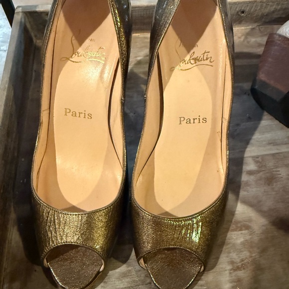 Christian Louboutin Metallic Gold Peep-Toe Heels - Picture 1 of 1